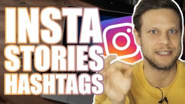 Mann sieht in die Kamera, hinter im das Instagram Logo und neben ihm der Schriftzug Insta Stories Hashtag